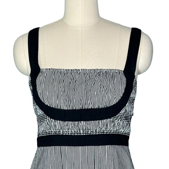 Lithe Fiddlers Song Smocked Embroidered Dress| Size 4 - Picture 7 of 8